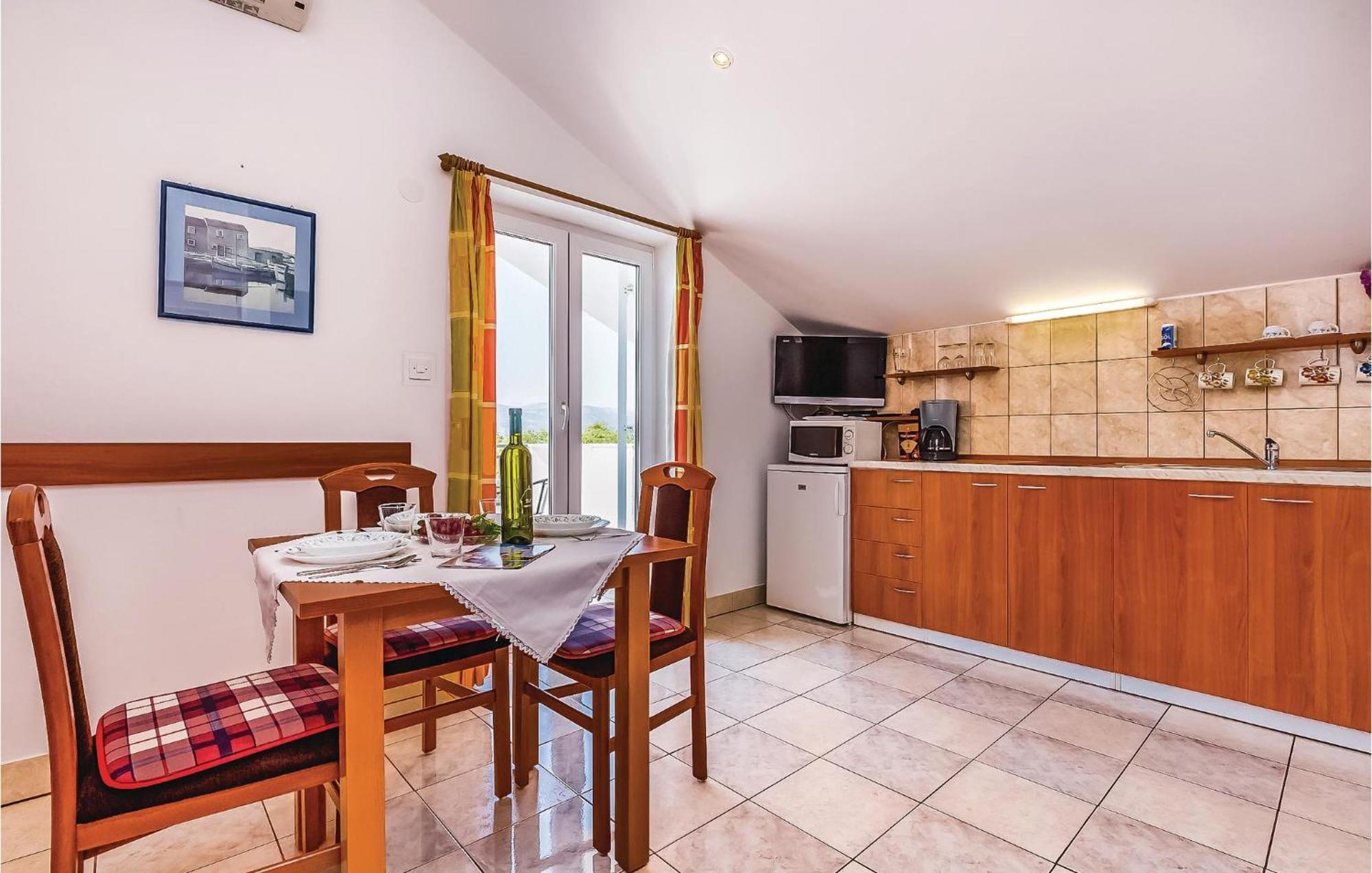 Lovely Apartment In Krk With Wifi Brzac Exterior foto