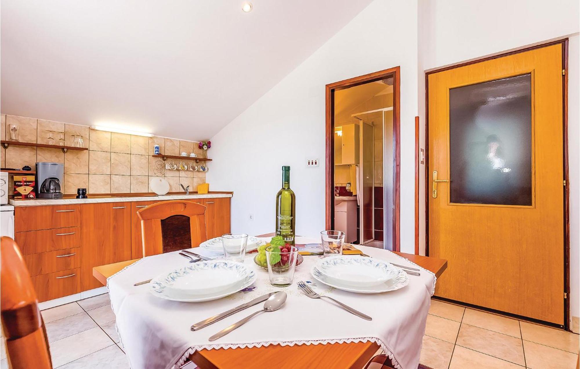 Lovely Apartment In Krk With Wifi Brzac Exterior foto