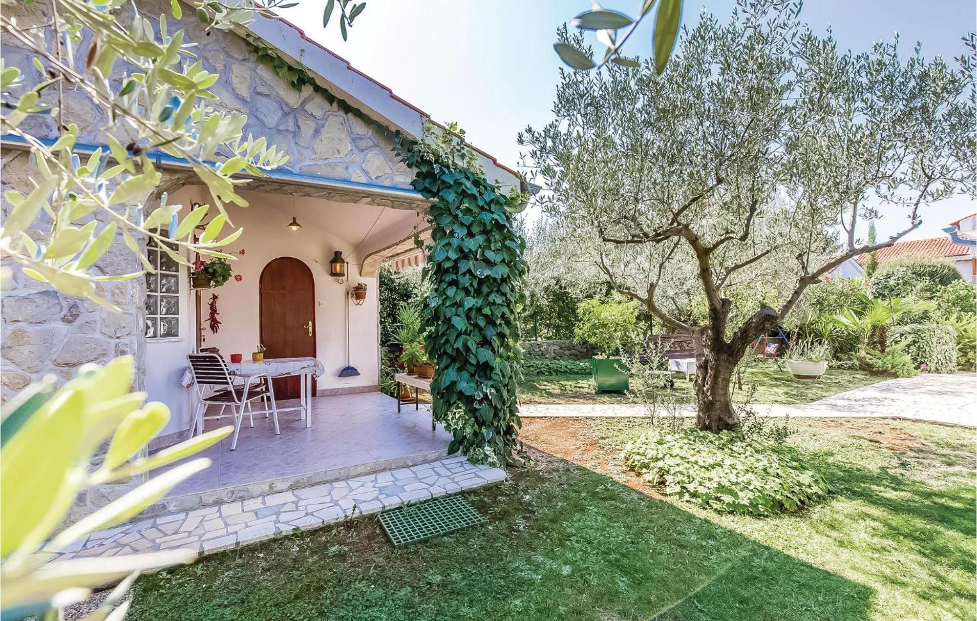 Lovely Apartment In Krk With Wifi Brzac Exterior foto